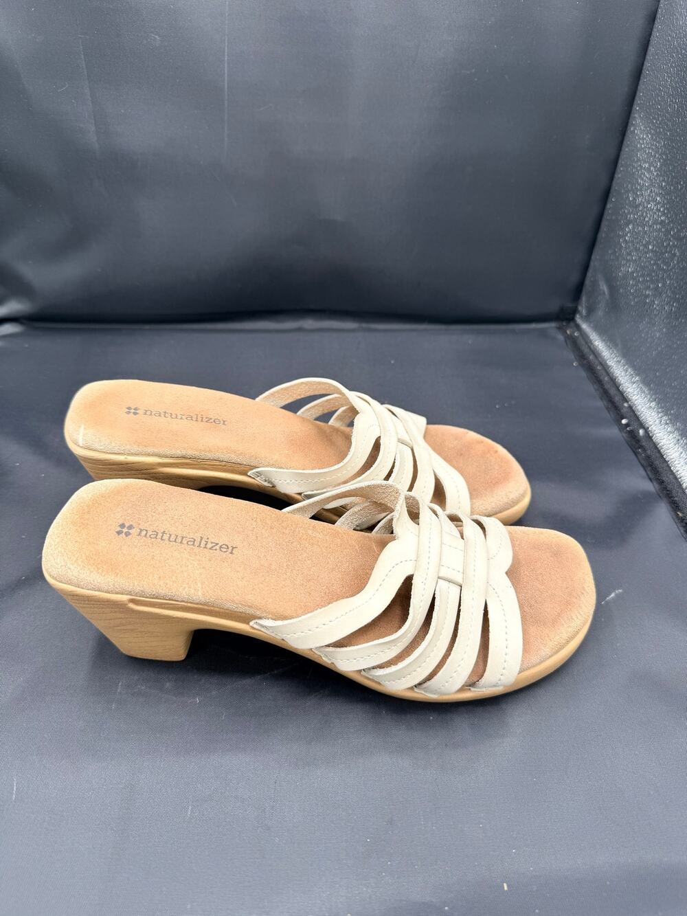 Naturalizer cream strappy slide sandals Modest Faux-wood Block heel 9M
